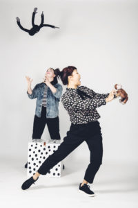 Utbud barn och unga. Bild på Lina Forsberg och Maria Friman