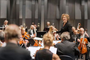 Rebecca Miller, dirigent