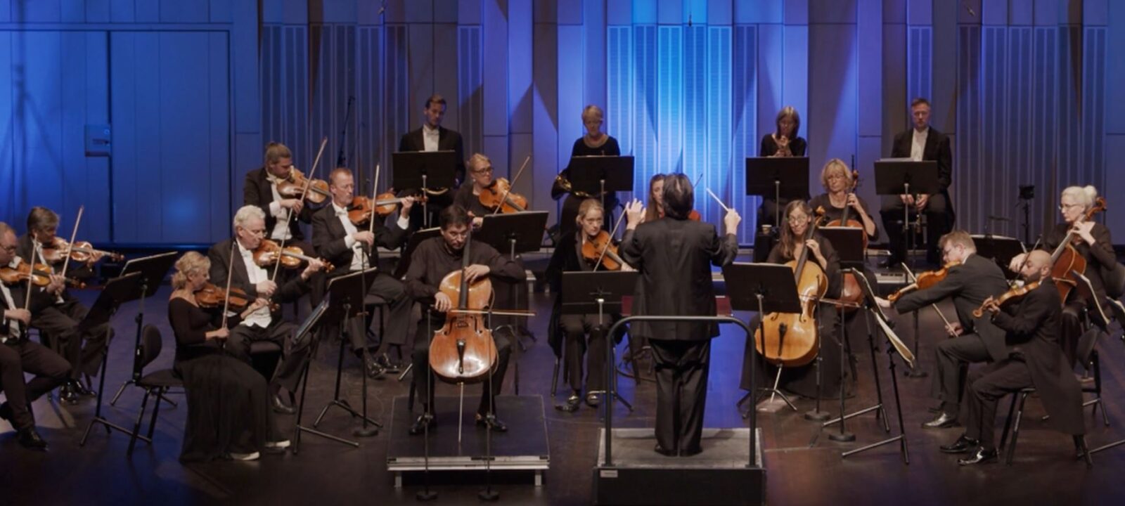Foto från konserten Celloklassiker med Uppsala Kammarorkester