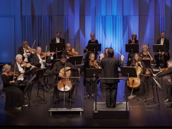 Foto från konserten Celloklassiker med Uppsala Kammarorkester
